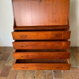 Scandinavian secretary