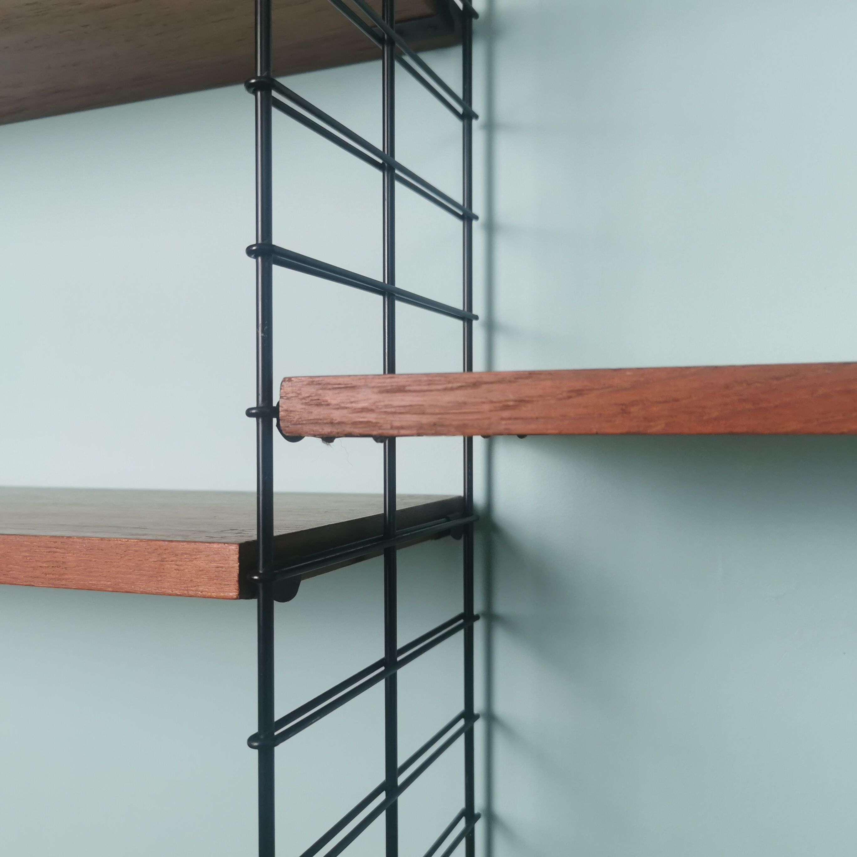 Modular shelf 60