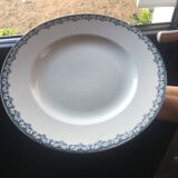 St. Amand Iron Earth Plates