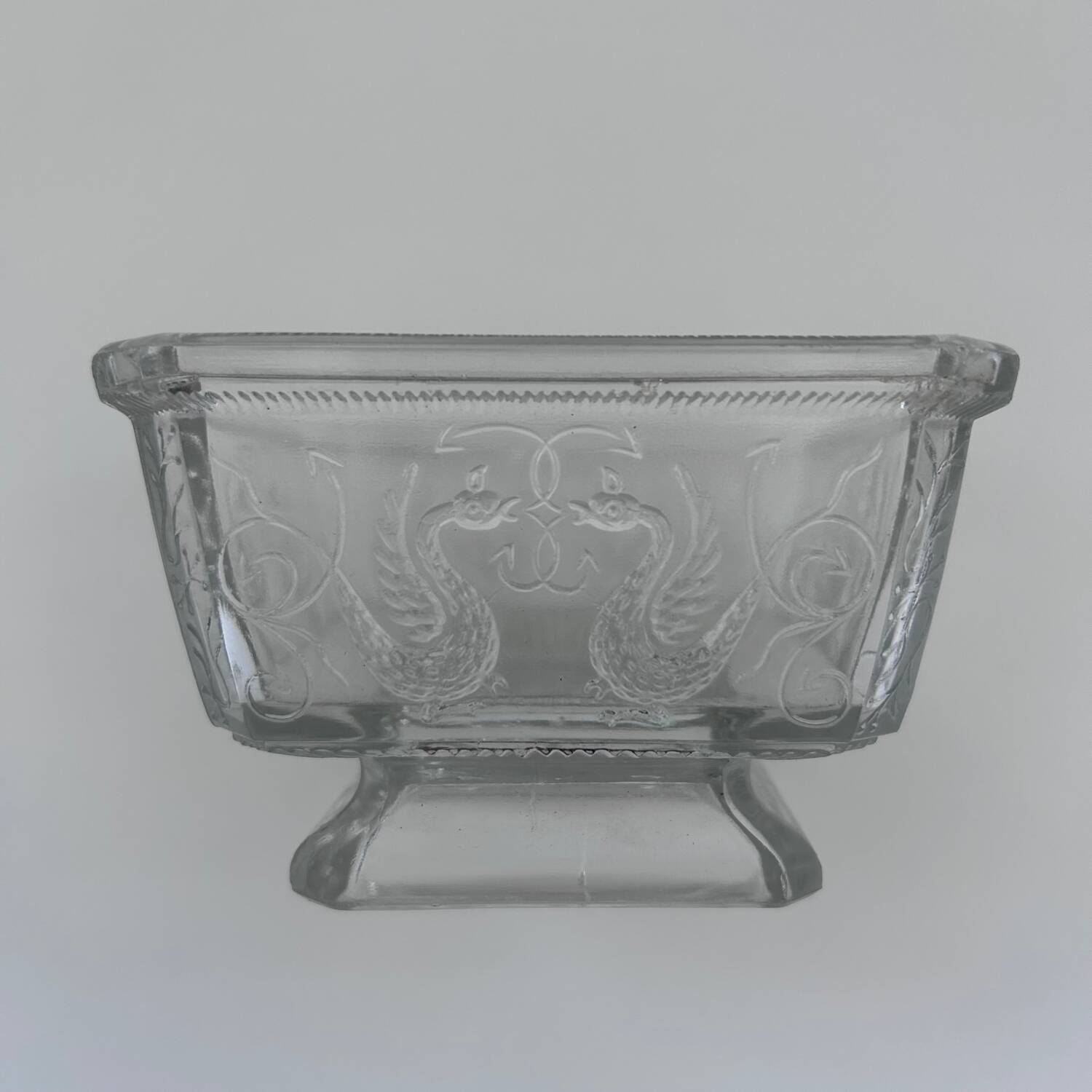 Glass cup with dragon decoration