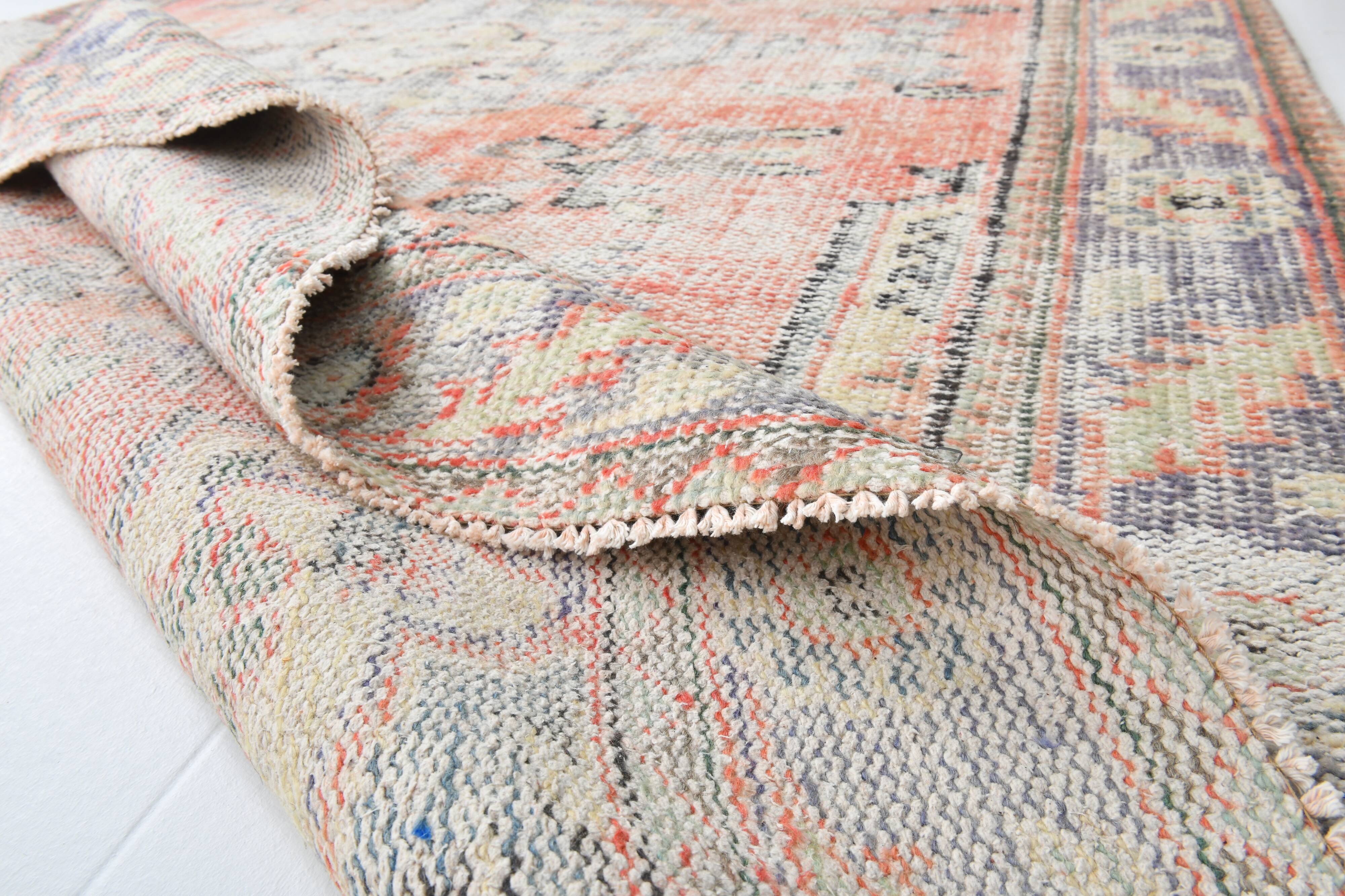 5x9 Pale Red & Green Turkish Vintage Rug, 165x267Cm