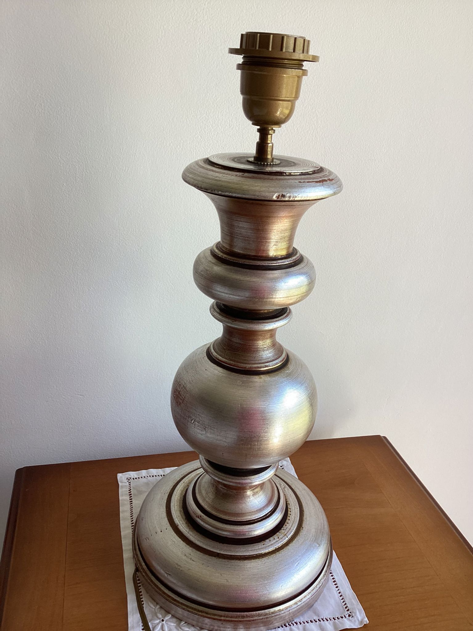 Turned wood lamp base - vintage