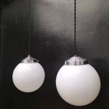 Opaline ball suspensions