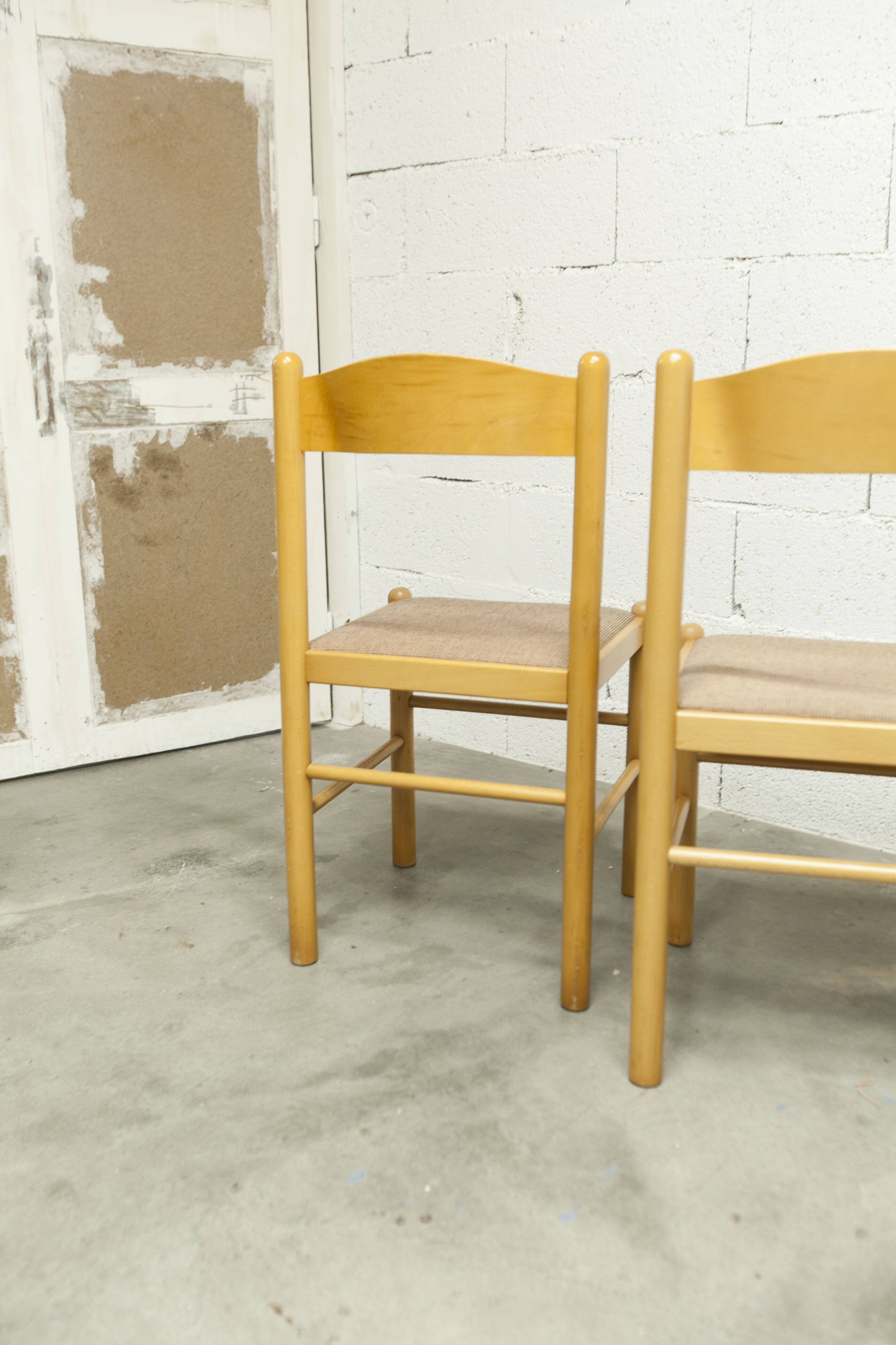 Modernist convertible oval table set and 4 matching chairs 1990