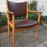 Wegner armchairs, model JH 513