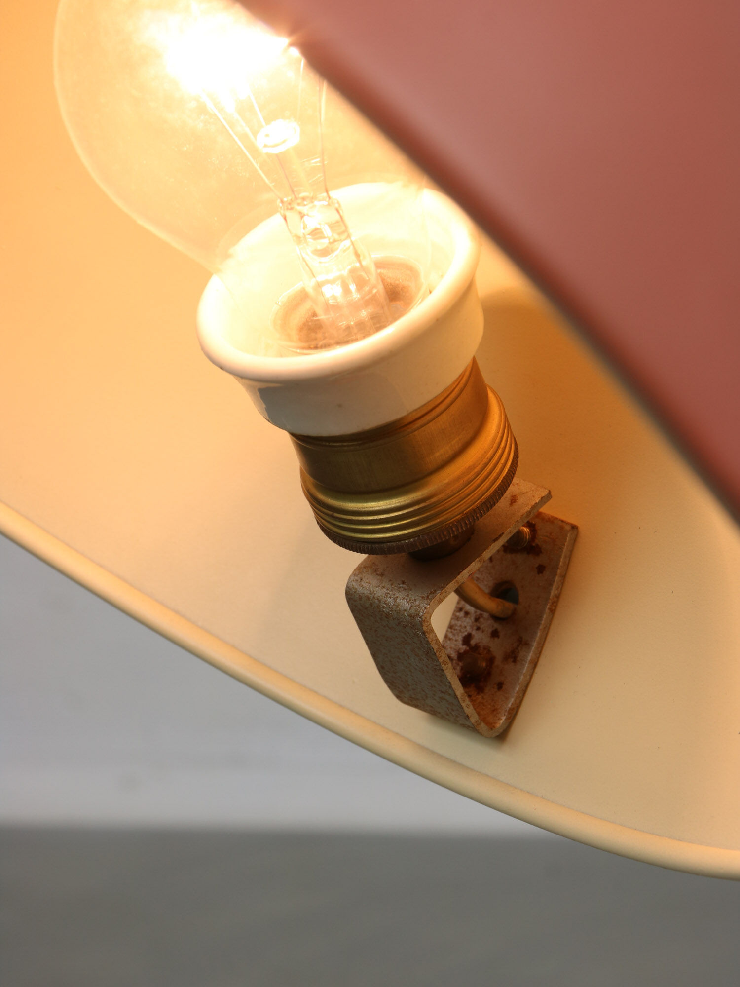 Bauhaus Salmon Table Lamp, 1930s