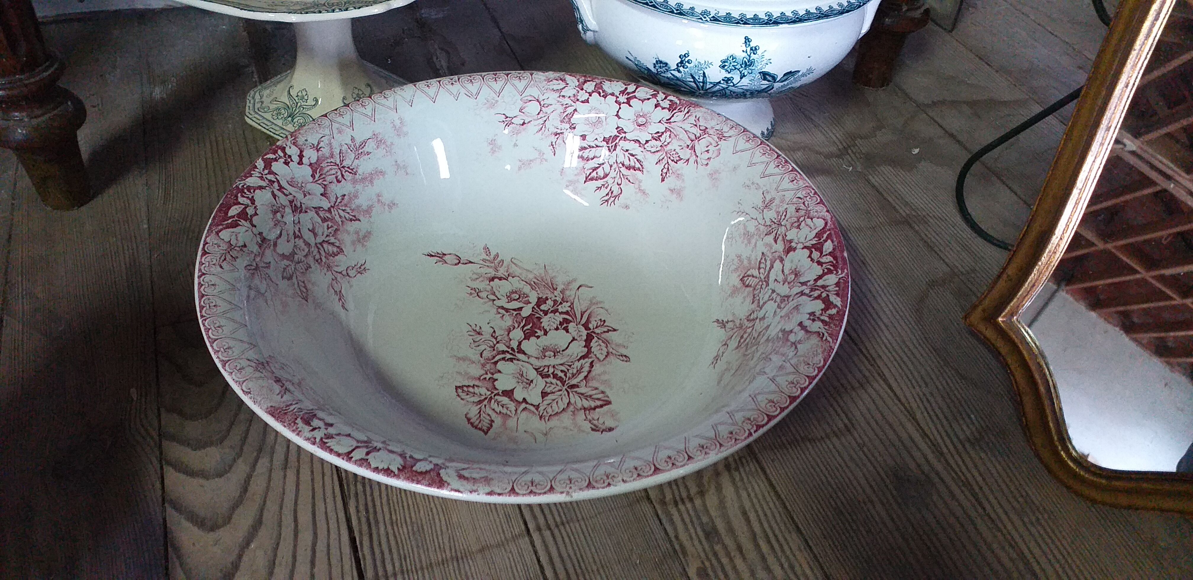 Ceramic washer pink décor