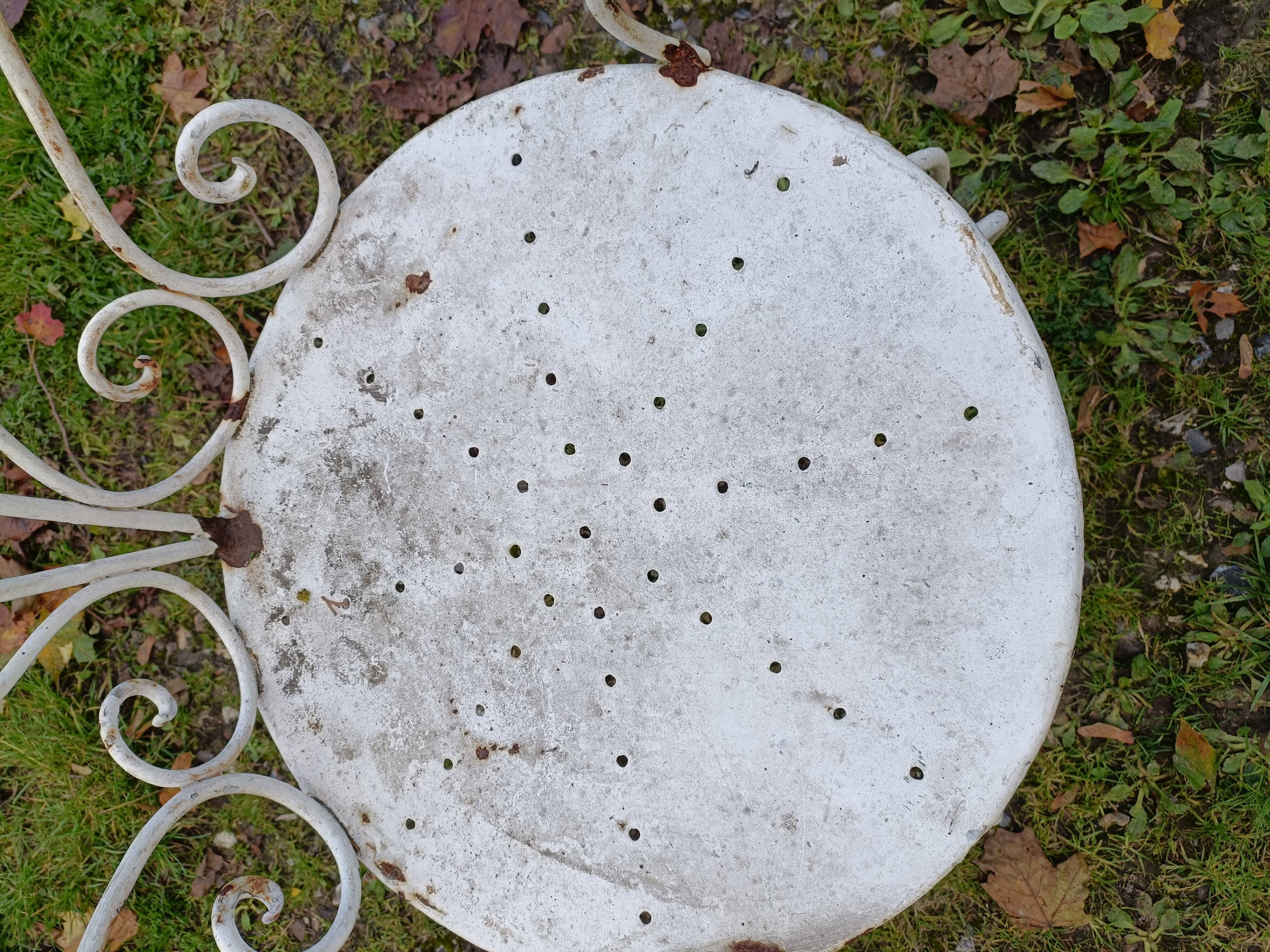 Paire de fauteuils de jardin anciens fer plein métal