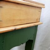The Spring Desk