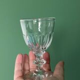 Set of 4 crystal glasses for liqueur.