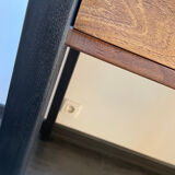 Desk / table