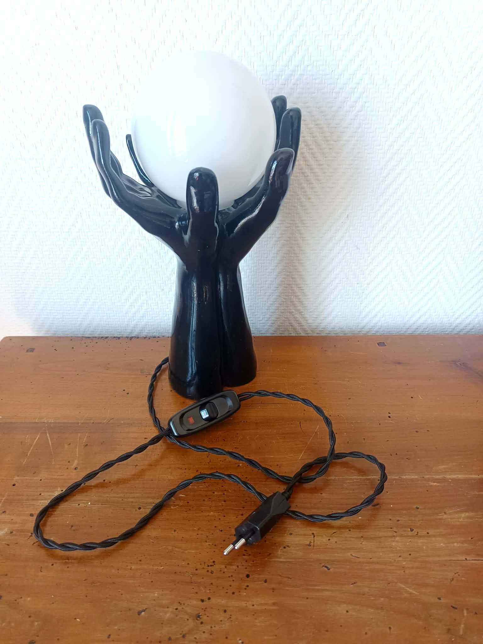 Vintage 1970s mains lamp