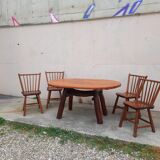 Table à manger et ses 4 chaises