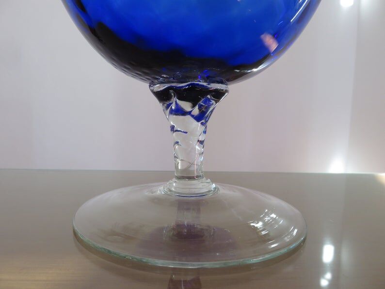 Italy vase in textured blue glass 70s