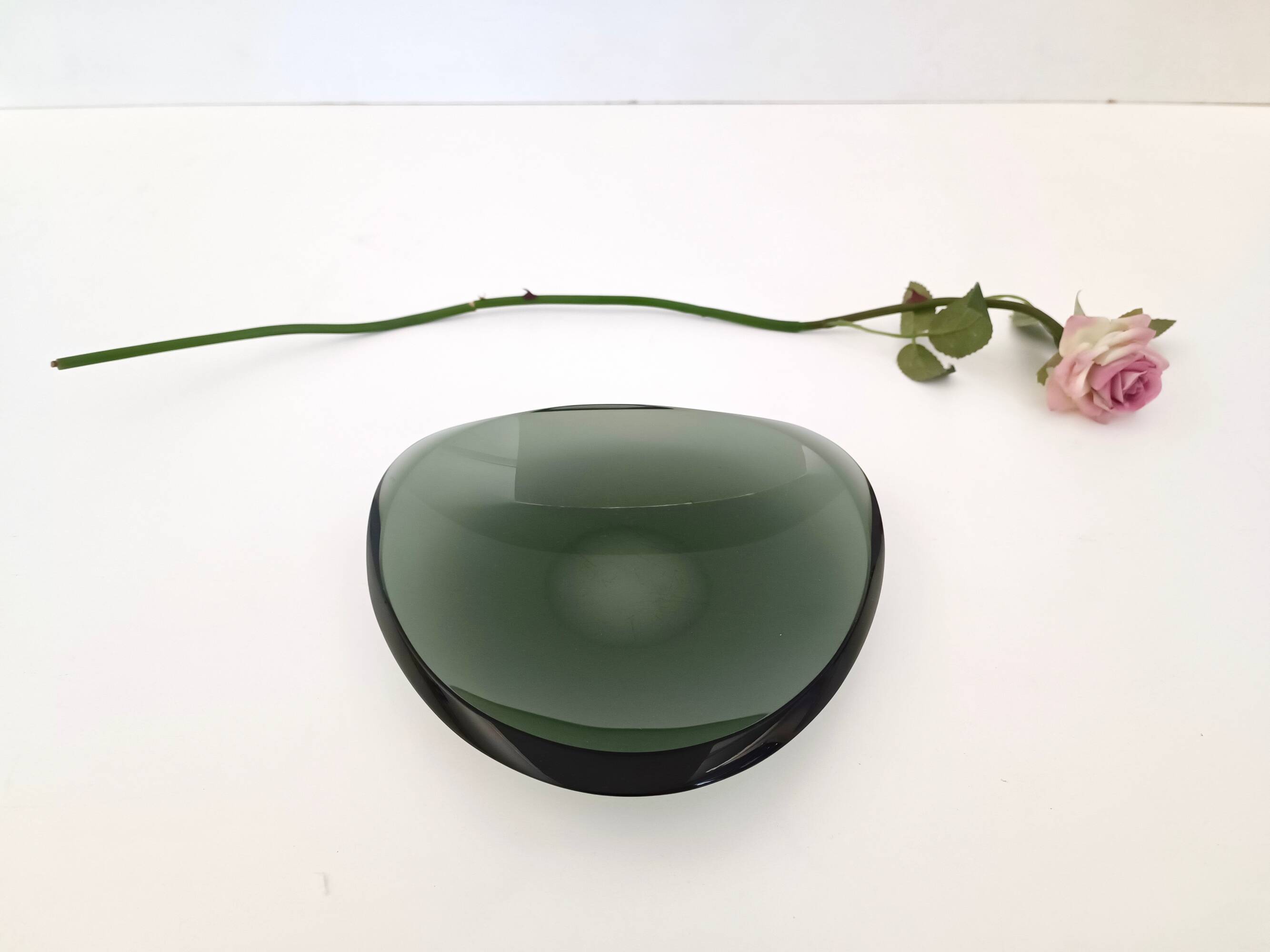 Dark Green Glass Ashtray by Max Ingrand for Fontana Arte, Italy