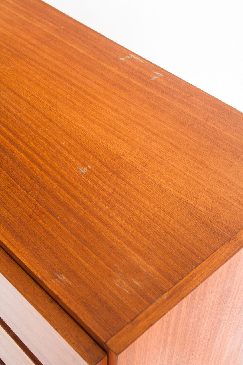 Commode en teck de style vintage
