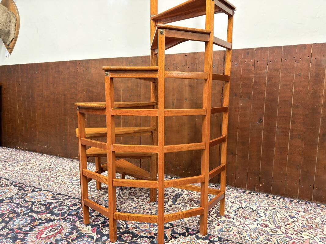 Original Globe Wernicke English Library Staircase Large