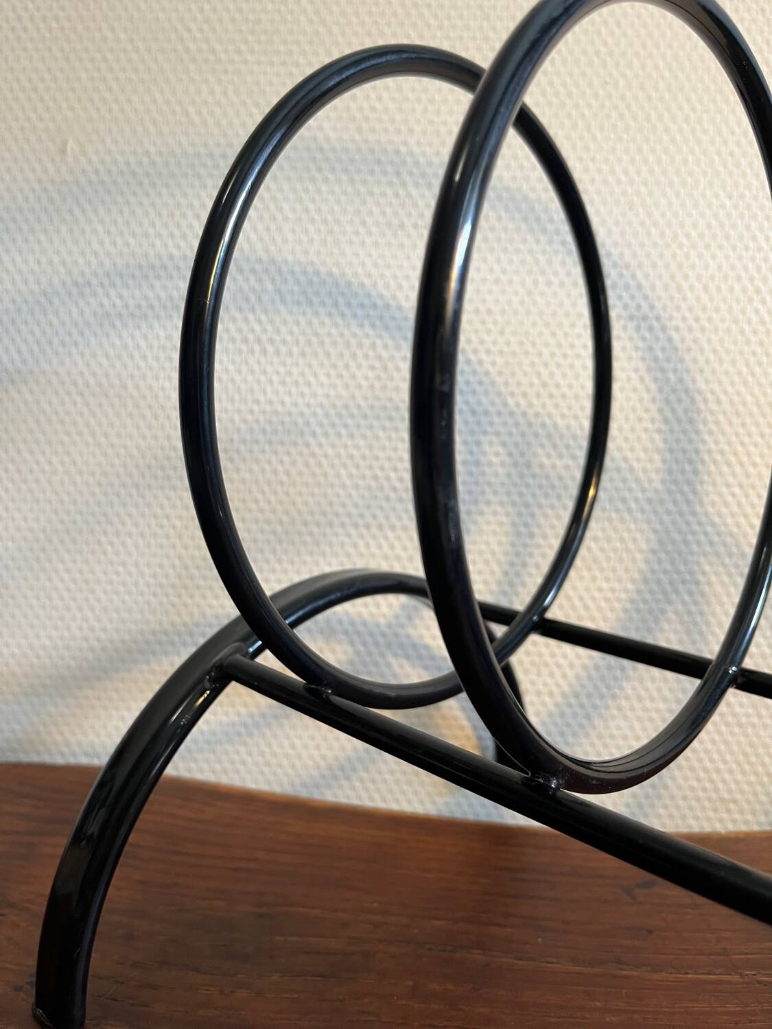 Porte revue métallique