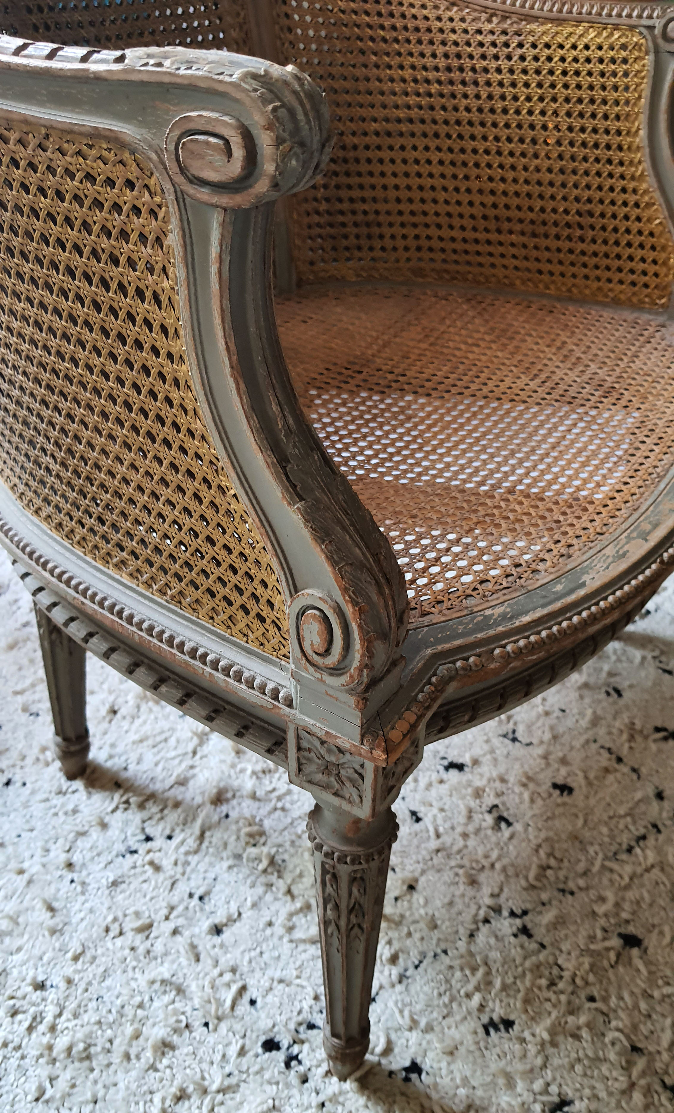 Bergere Louis XVI in wood and double canning