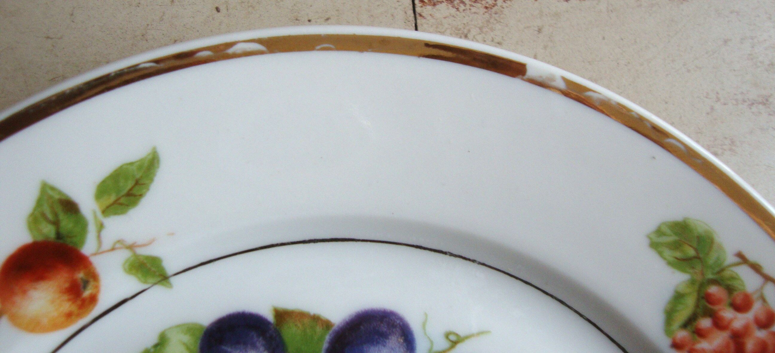 6 Fruit decorated plates Pillivyt France