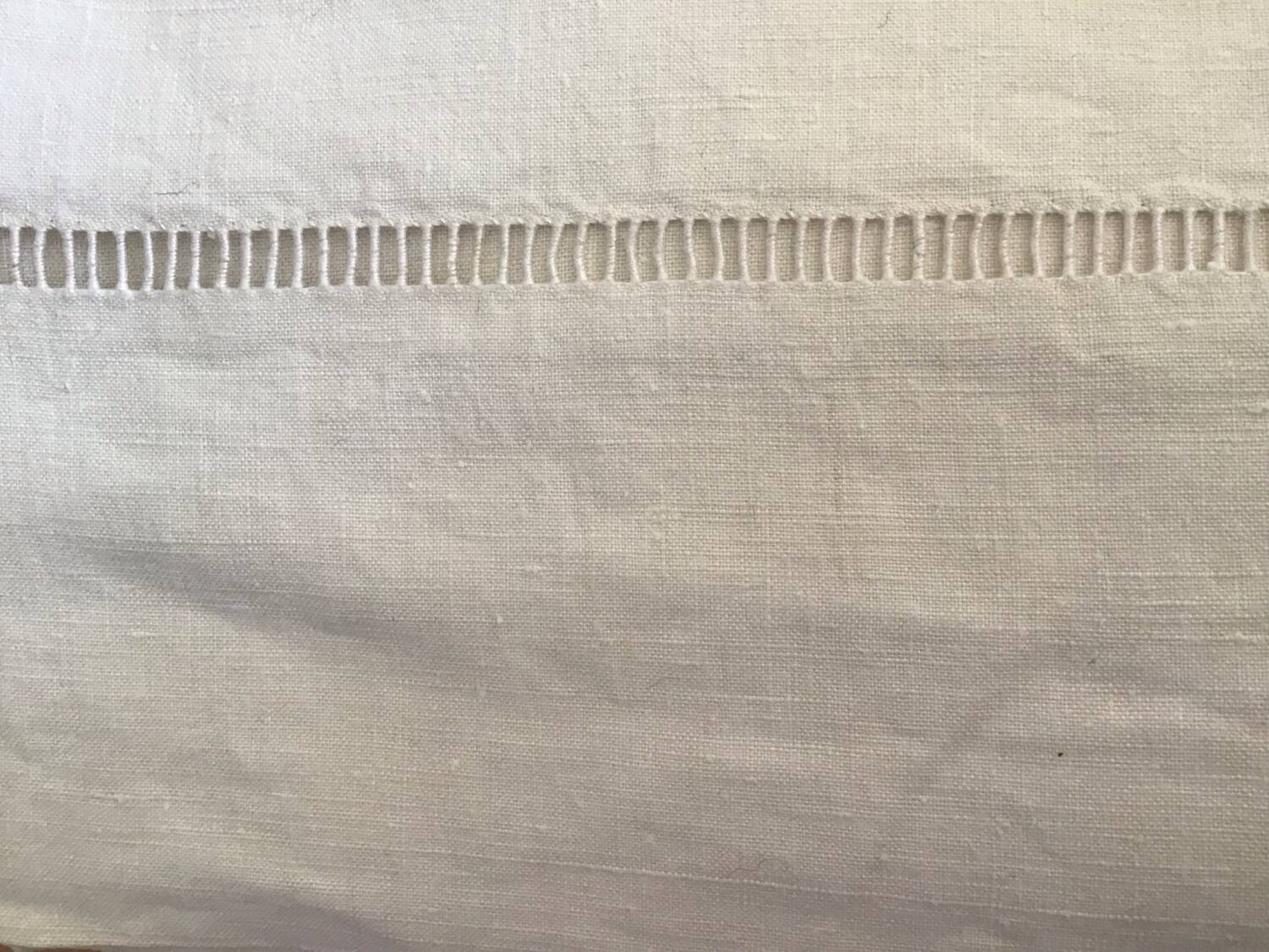 2 off-white linen sheets 230cmx330cm