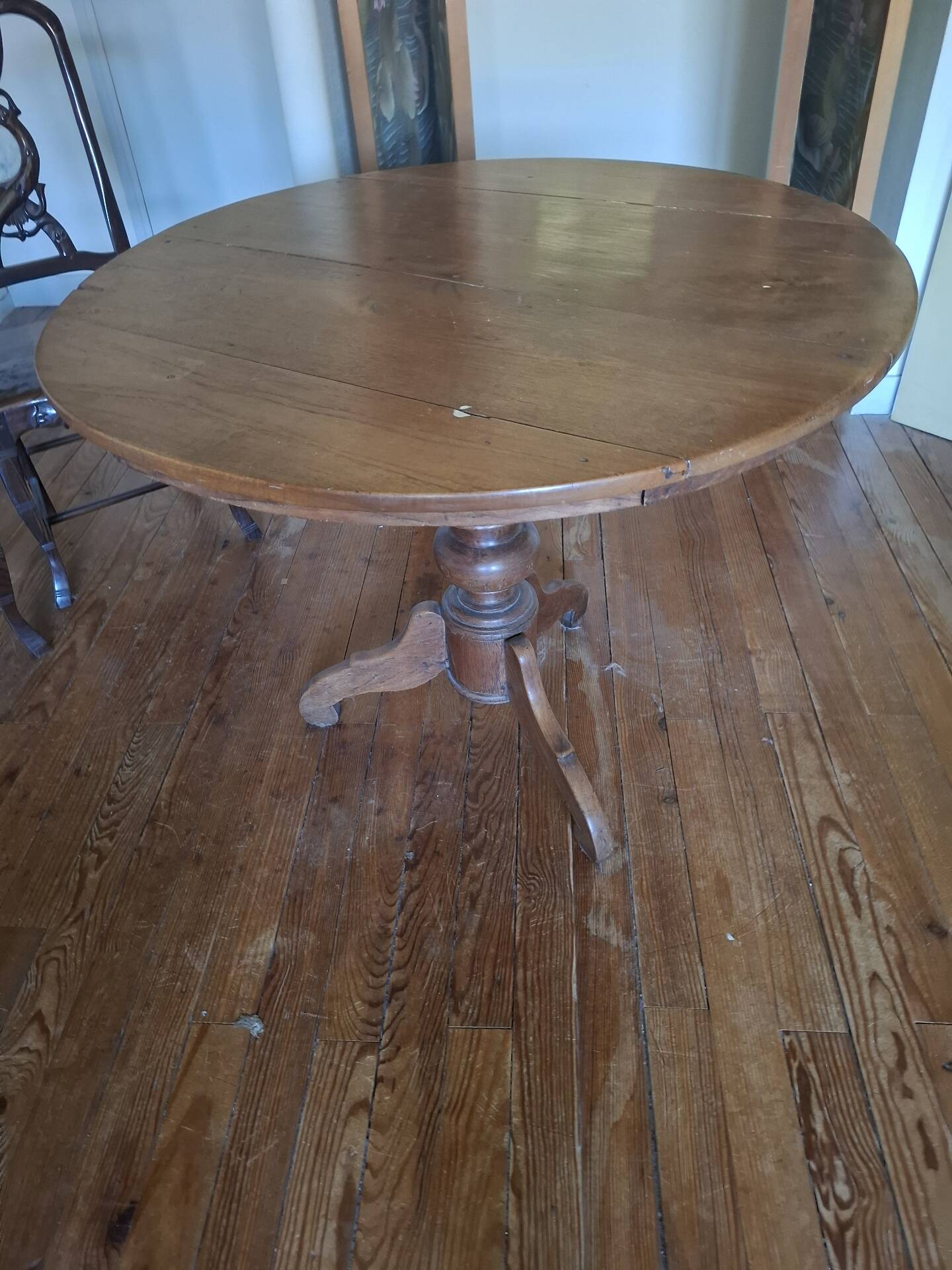 Table ronde bois massif