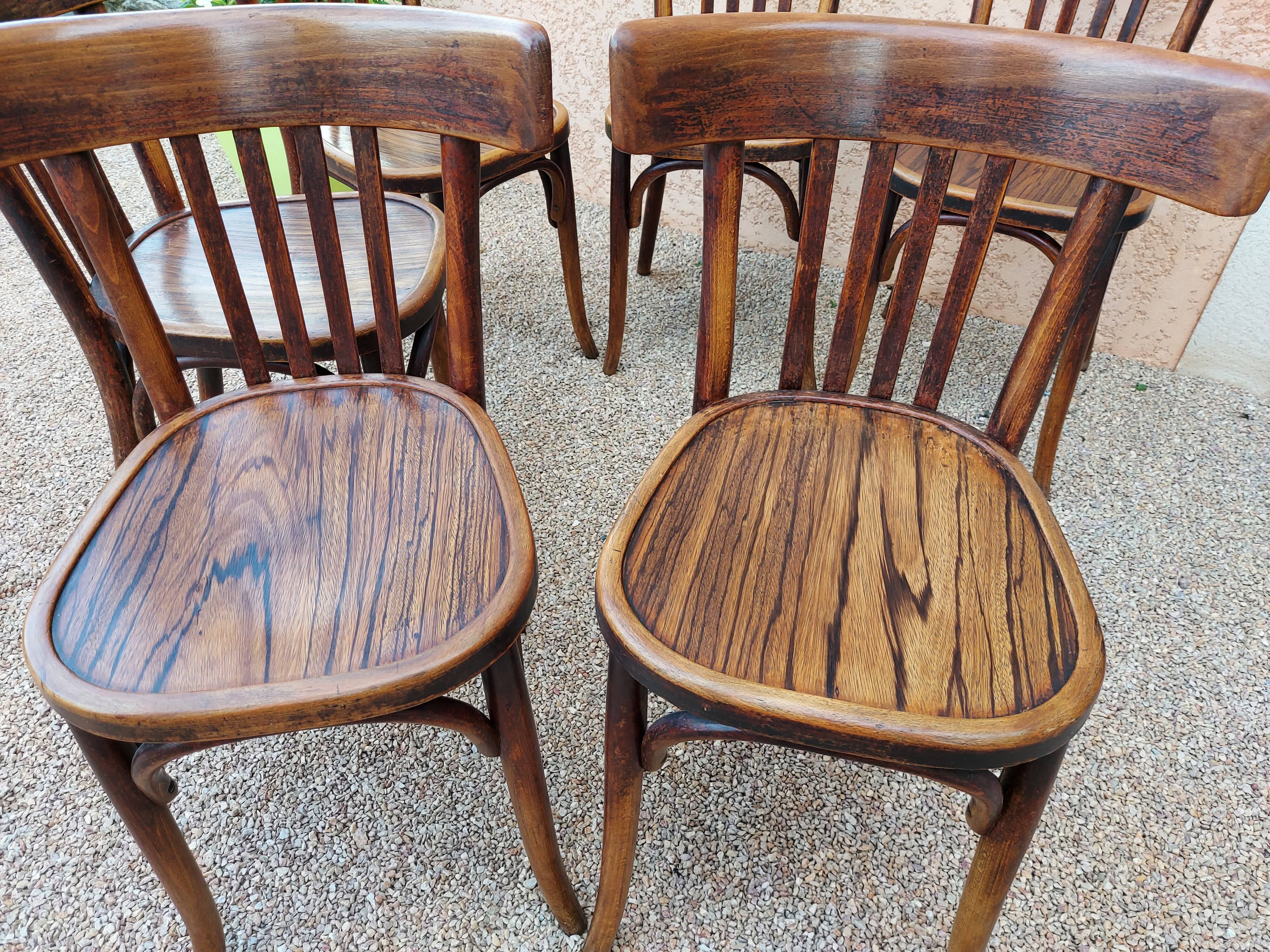 Suite de 6 chaises de Bistrot Baumann années 1930