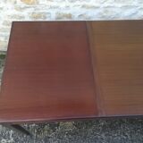 Extendable table