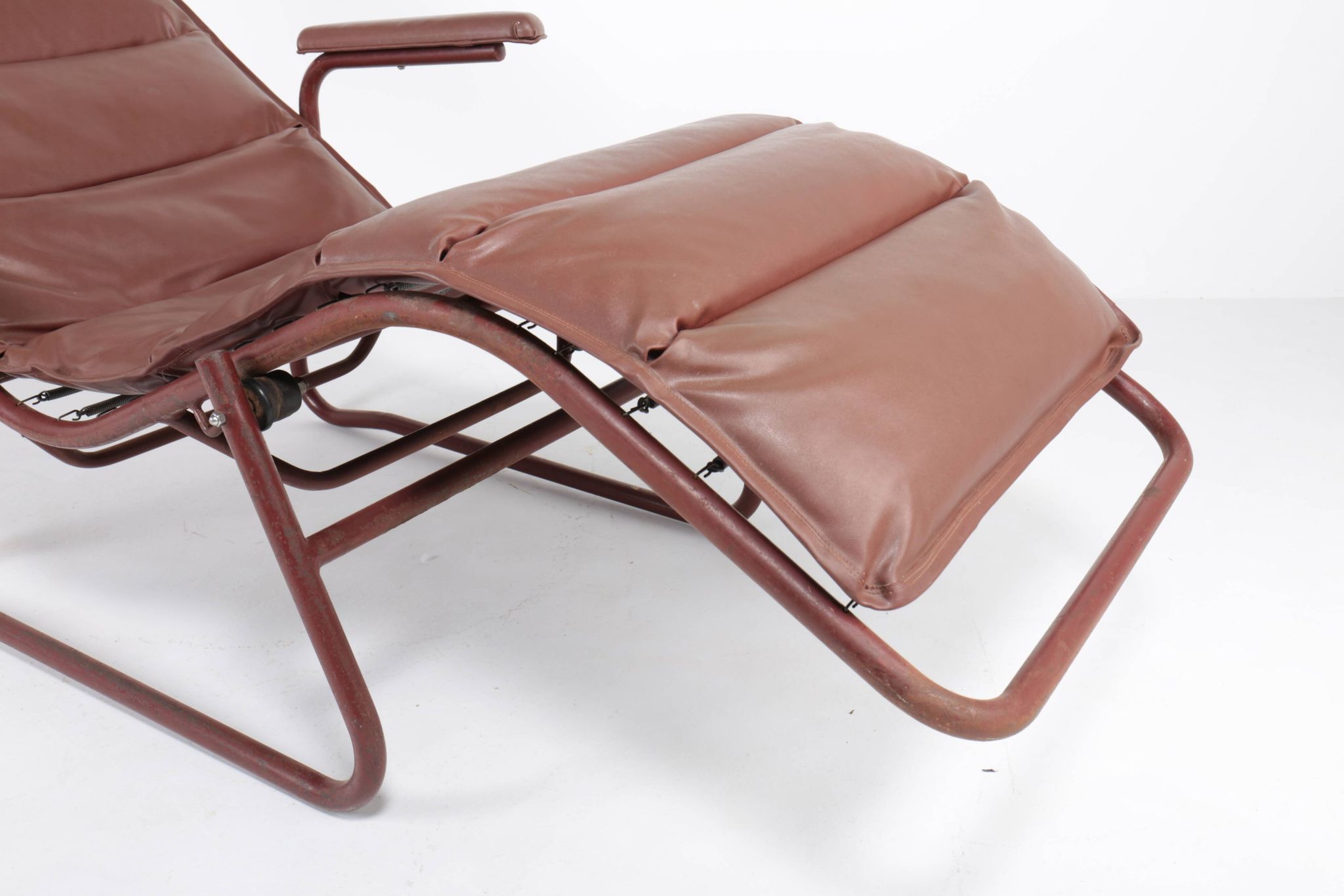 Chaise longue de Jean Lesage, édition Airborne, années 50