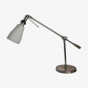 Desk lamp