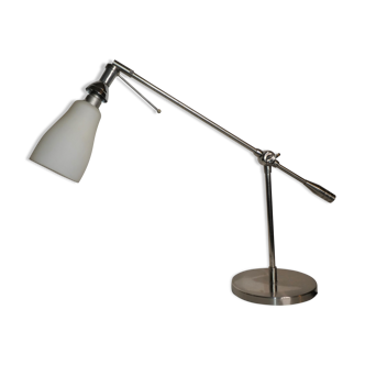 Desk lamp