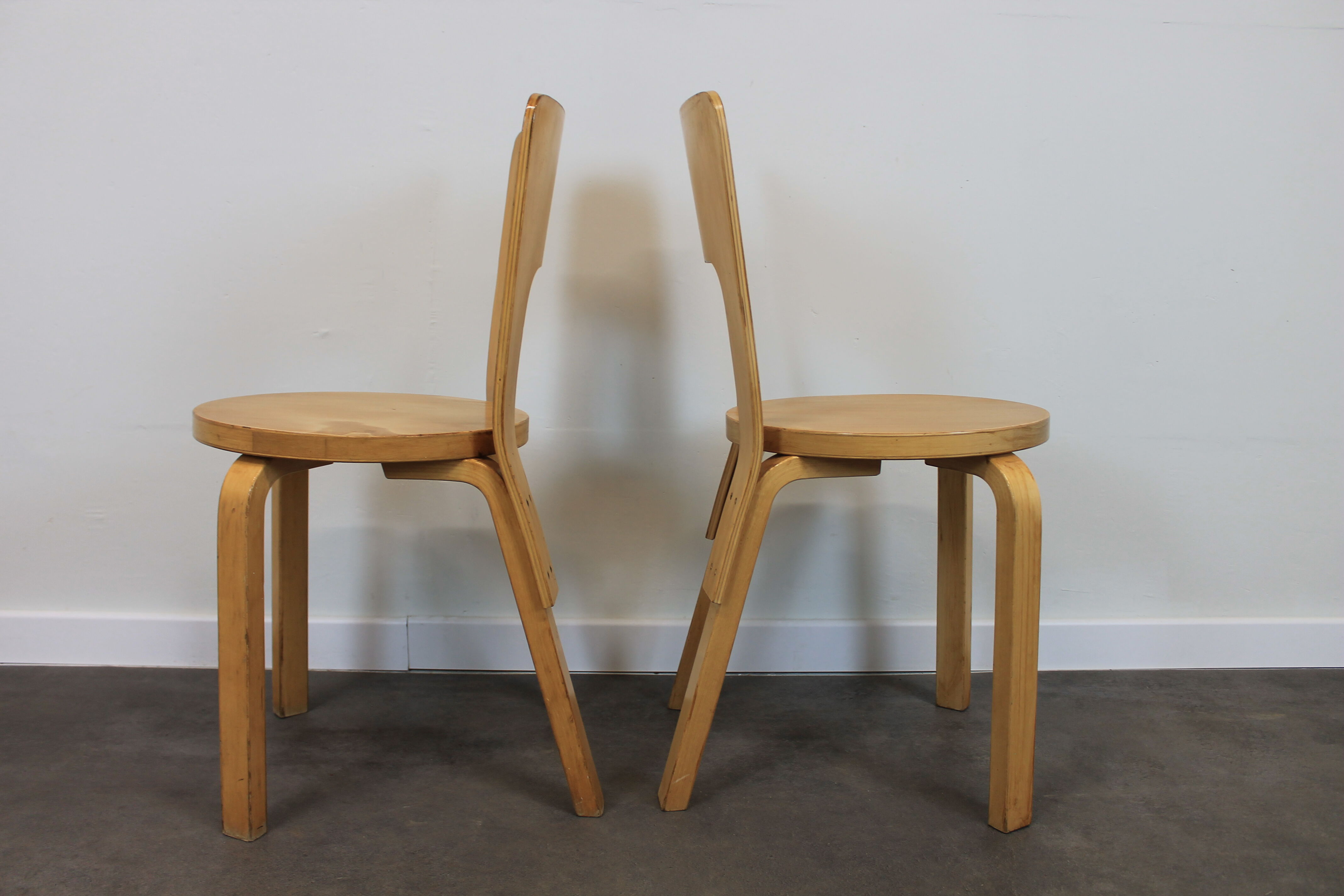 Pair of S66 Alvar Aalto chairs for Artek