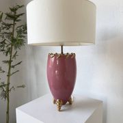Lampe de table céramique rose et or tripode