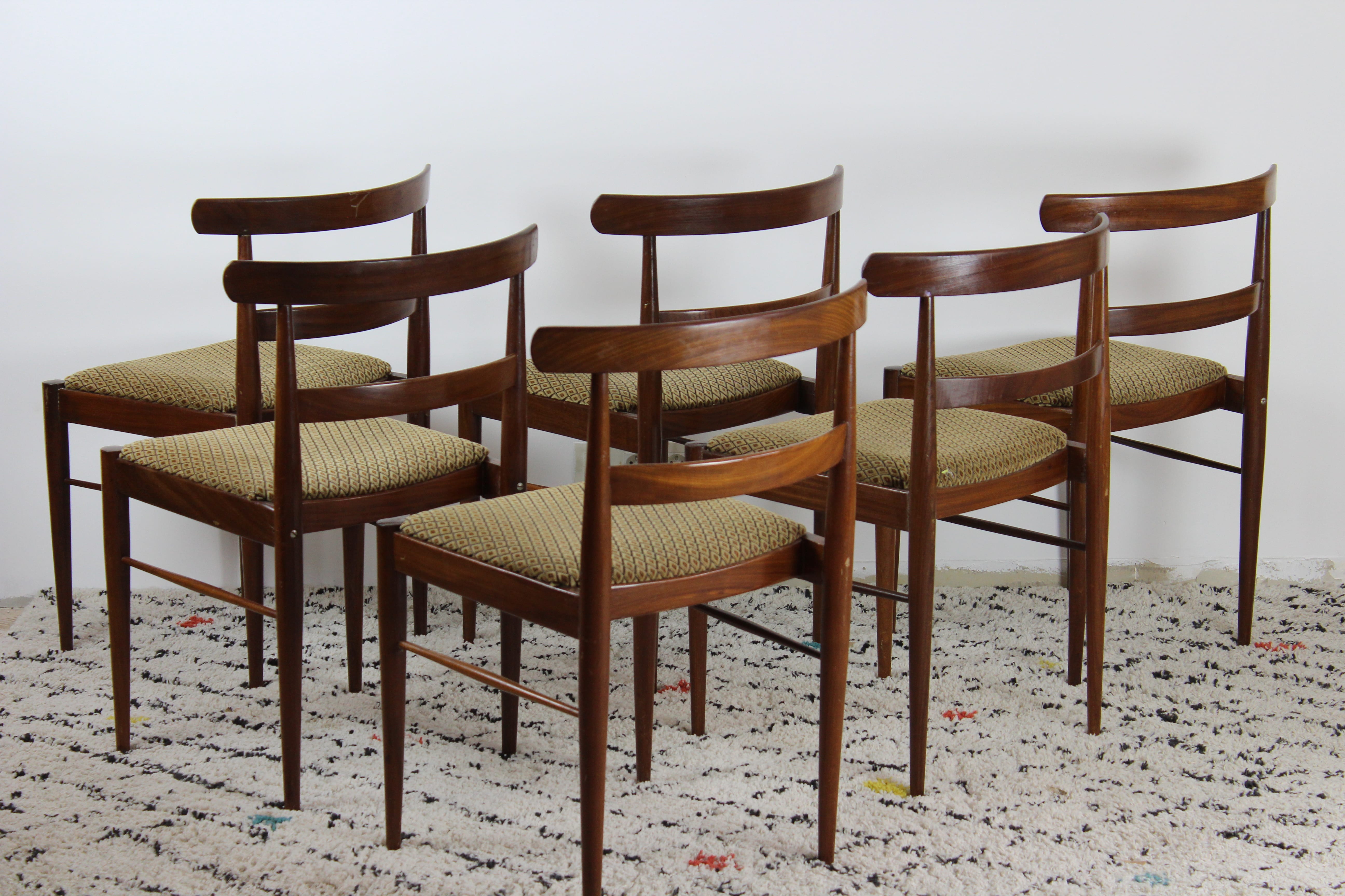 Ensemble de 6 chaises scandinaves vintage