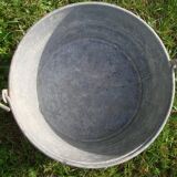 Bucket, zinc basin