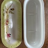 Comb holder or earthenware box with its lid