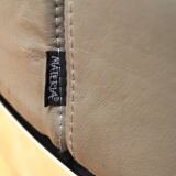 Paire de fauteuils Omni, Materia