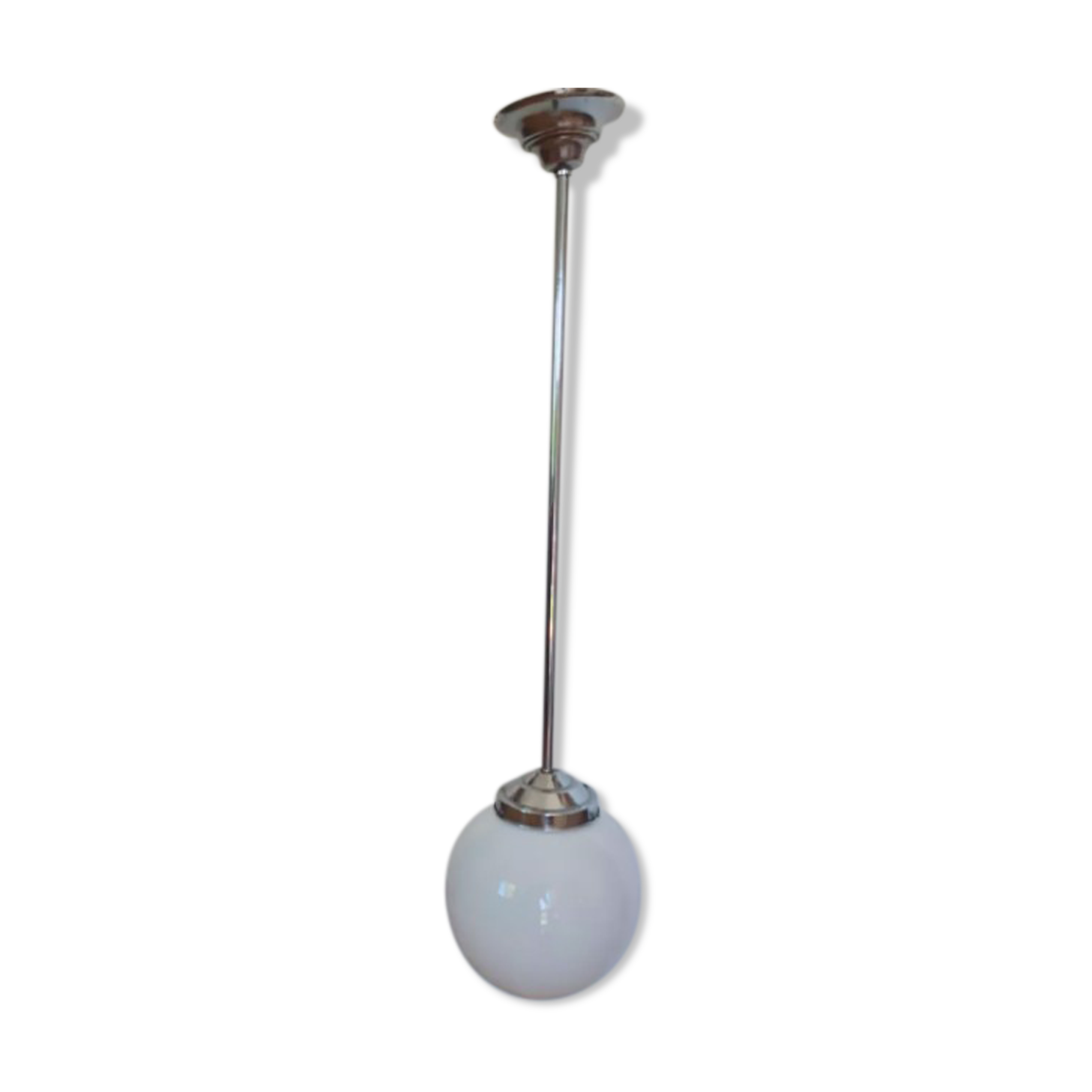 Suspension boule en opaline blanche 1930