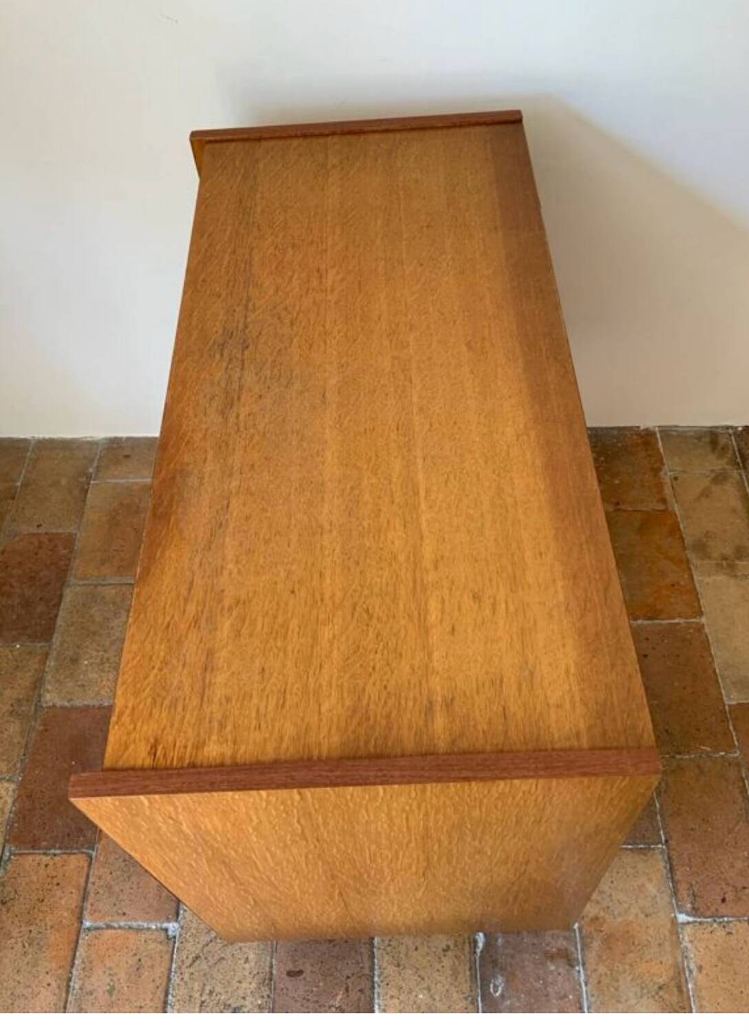 Vintage chest of drawers