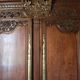 Norman wardrobe in oak Solid basket bouquet of flowers