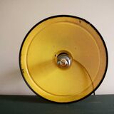Suspension vintage jaune style Mategot