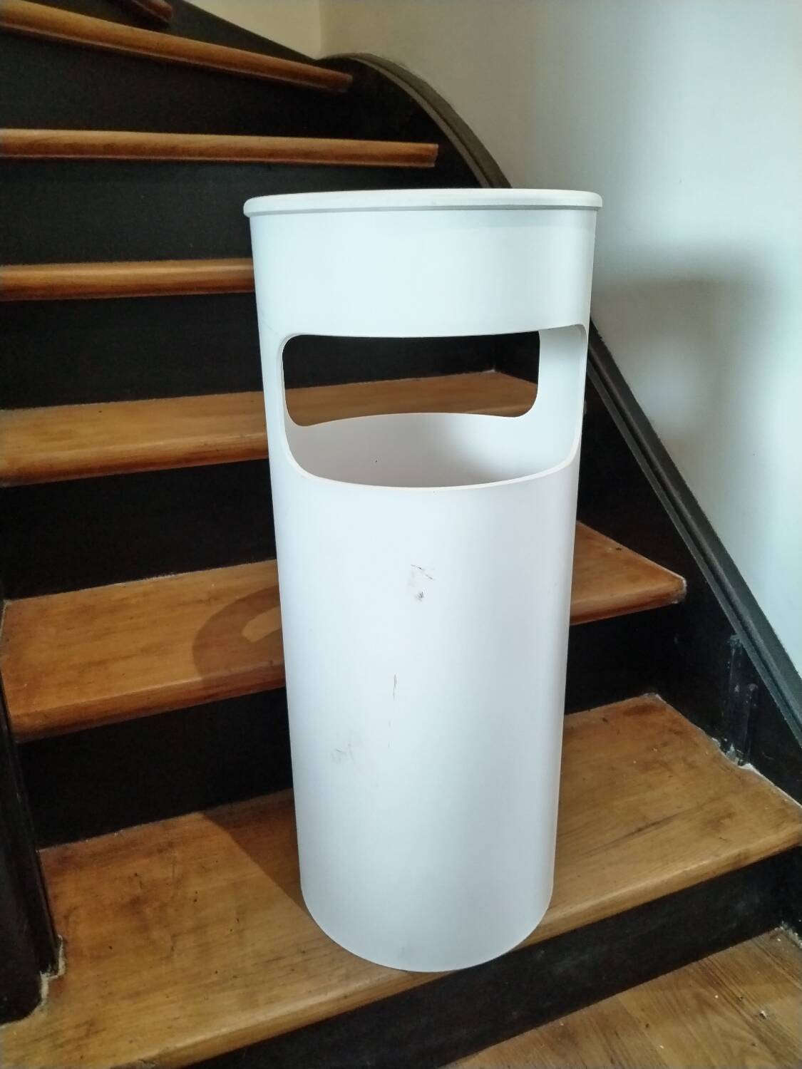 Kartell umbrella stand by Gino Colombini