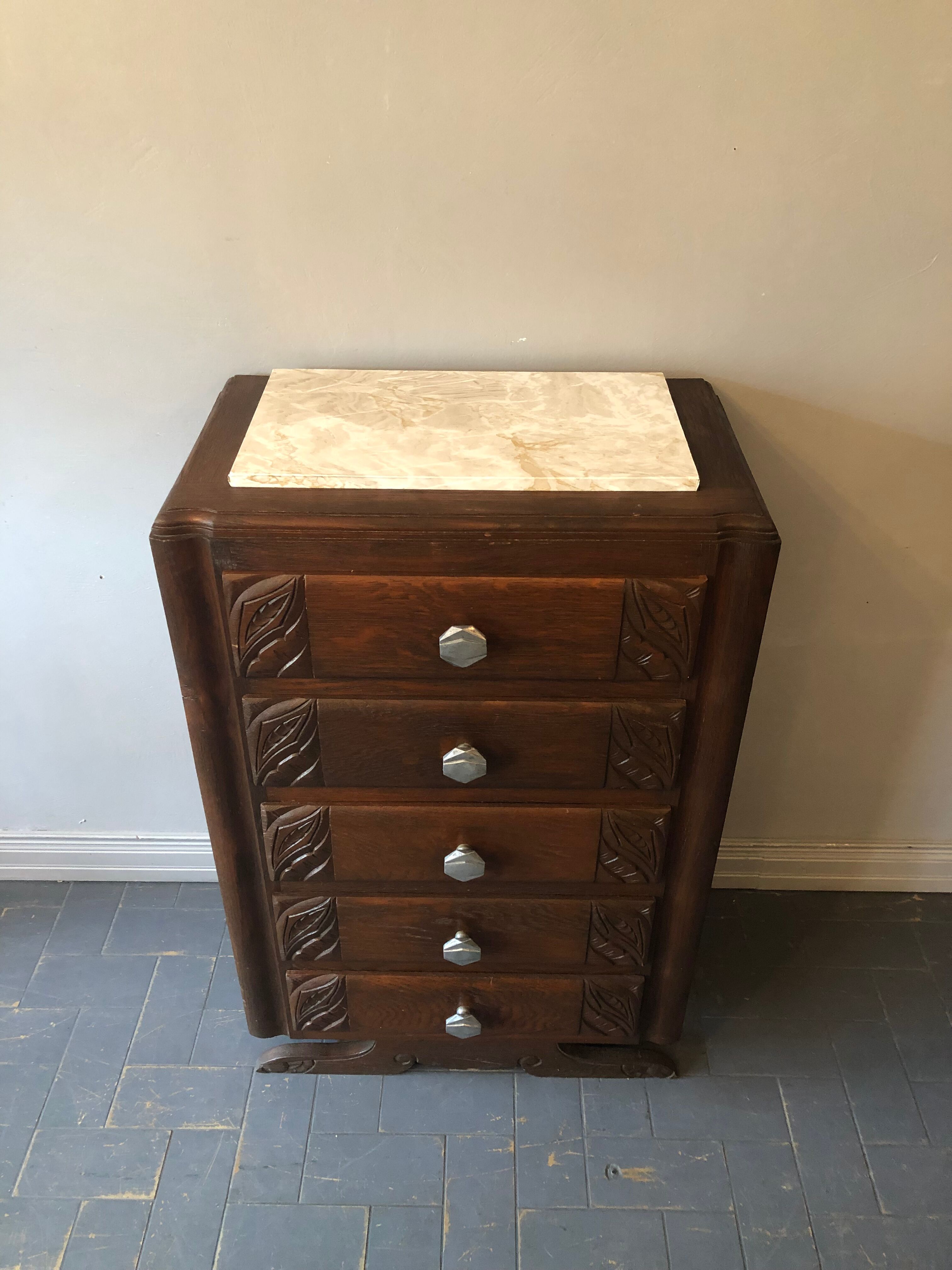 Art Deco rag chest of drawers