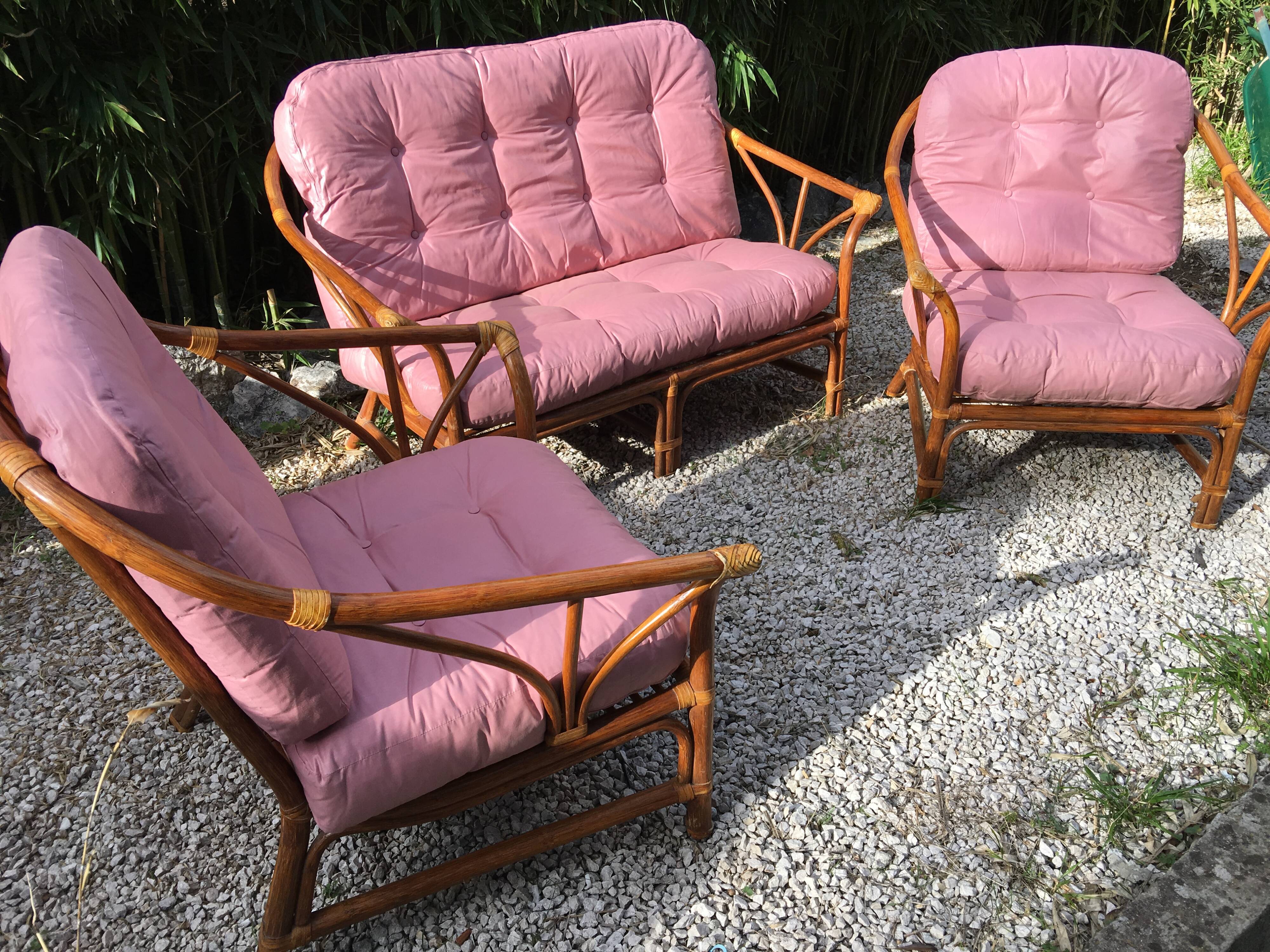 Vintage rattan living room 1970