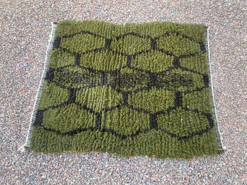 Handmade Moroccan rug 250cm x 200cm