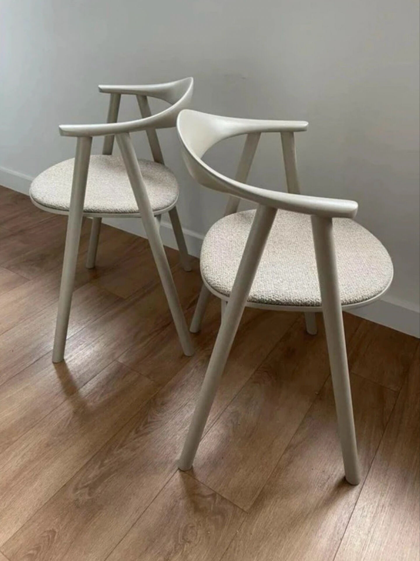2 chaises Bolia modèle swing