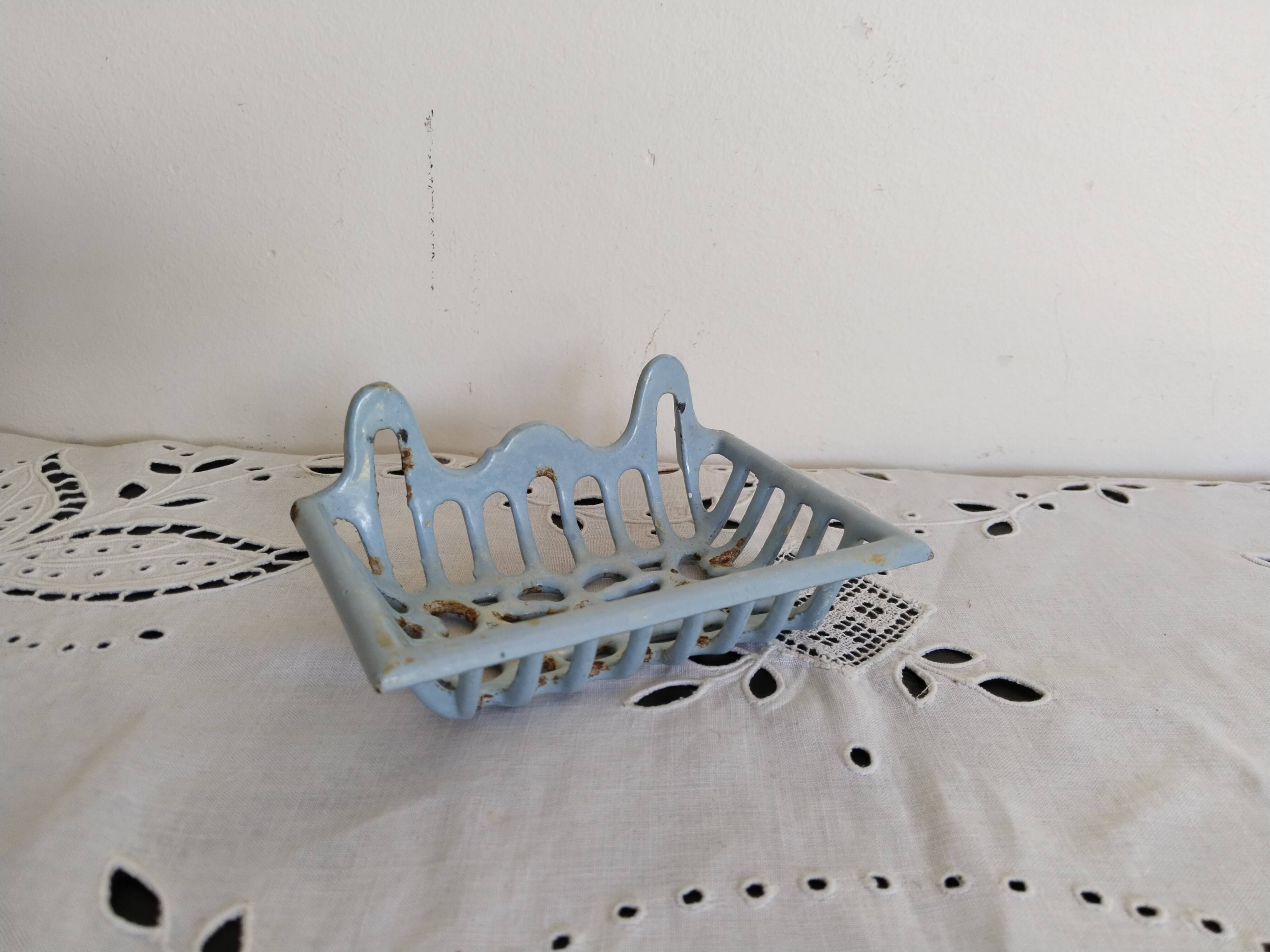 Vintage blue enamel soap dish, 1940s