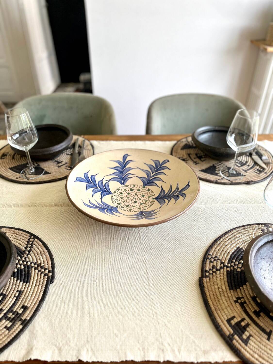 Luxor terracotta dish - foliage pattern