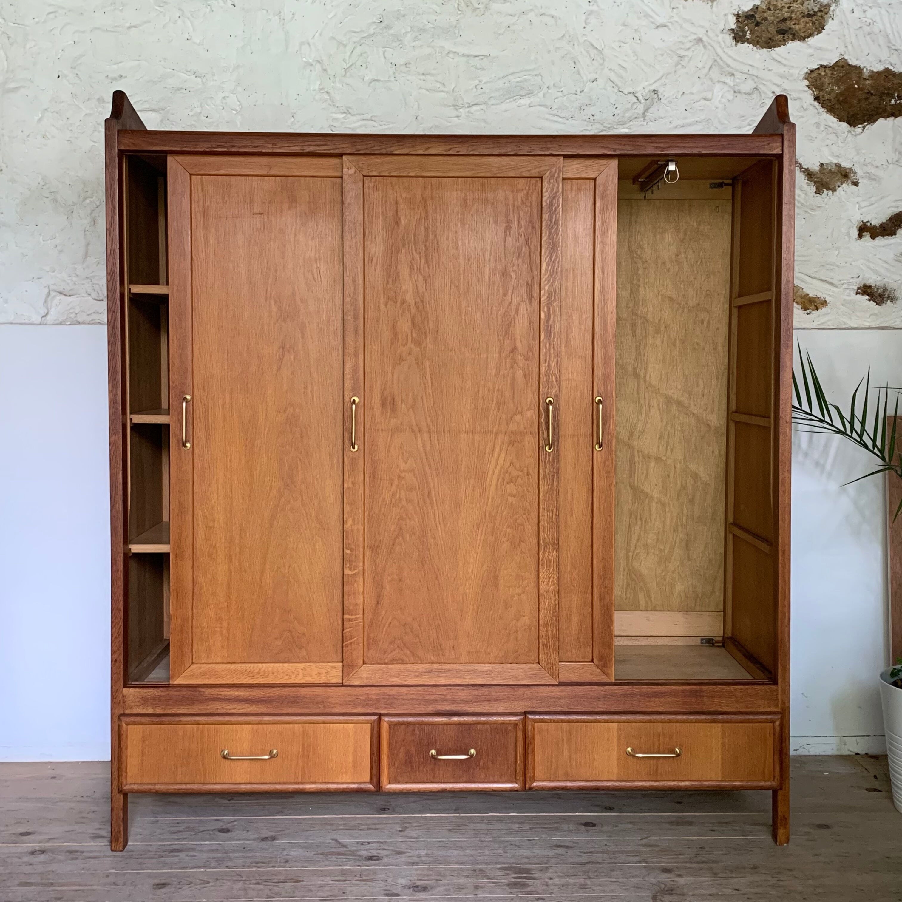 Wardrobe sliding door vintage oak