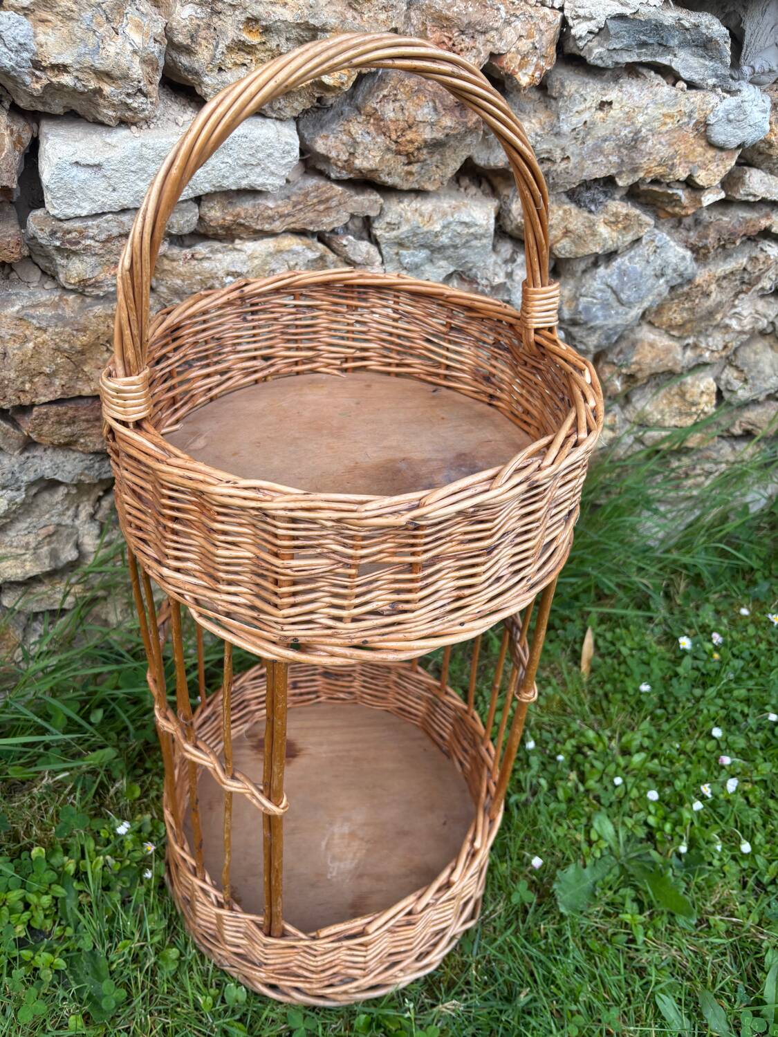 Vintage wicker aperitif basket
